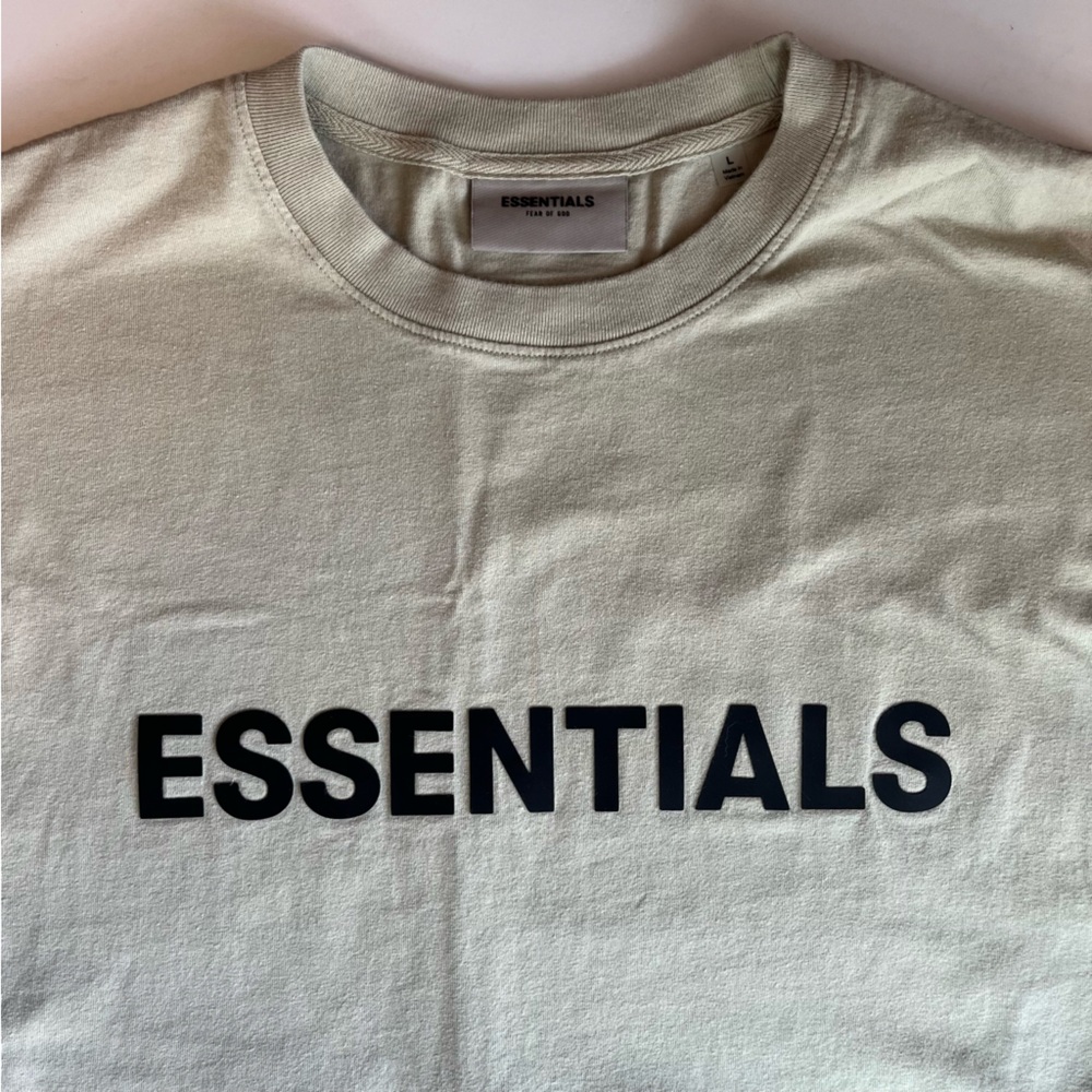 Fear of God Essentials Tan Short Sleeve Tee Size Large - Picture 6 of 7